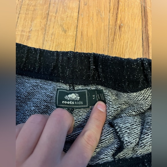 Roots Black Pepper Sweatpants - Picture 2 of 4